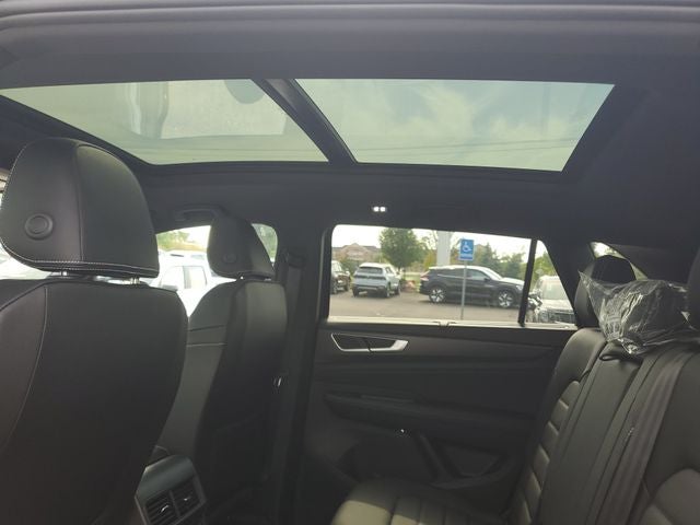 2026 Volkswagen Atlas Cross Sport 2.0T SEL R-Line Black