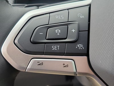 2026 Volkswagen Atlas Cross Sport 2.0T SEL Premium R-Line