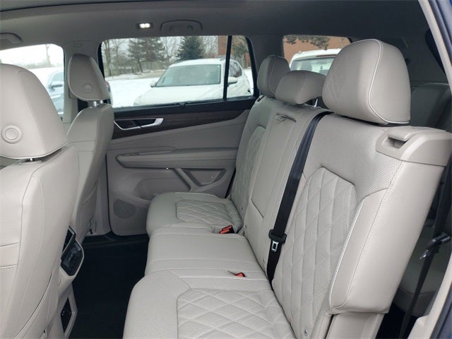 2025 Volkswagen Atlas 2.0T SEL Premium R-Line