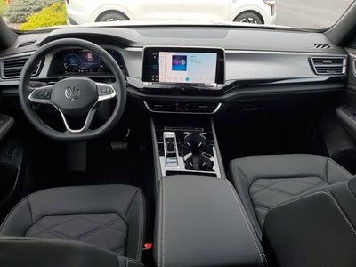 2026 Volkswagen Atlas Cross Sport 2.0T SE w/Technology