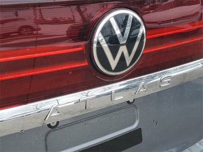 2025 Volkswagen Atlas 2.0T SE w/Technology