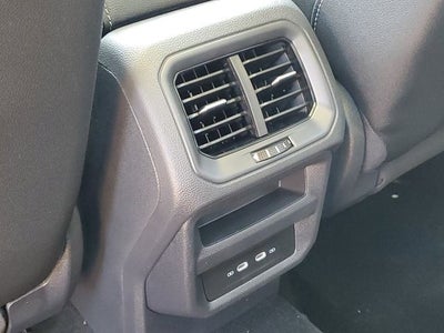 2026 Volkswagen Taos 1.5T SE Black