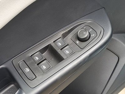 2026 Volkswagen Taos 1.5T SEL