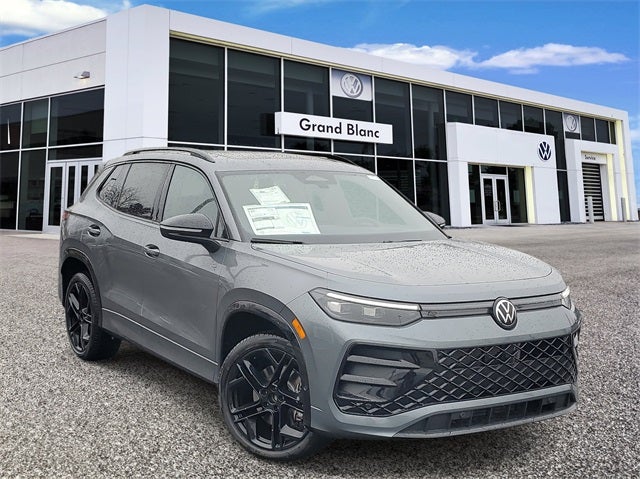 2026 Volkswagen Tiguan 2.0T SE R-Line Black