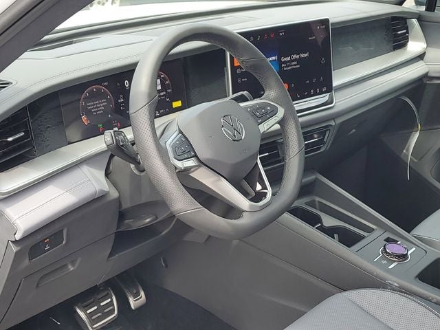 2026 Volkswagen Tiguan 2.0T SE R-Line Black