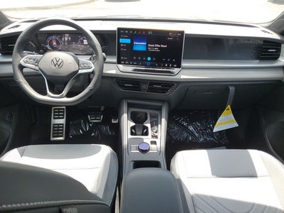 2026 Volkswagen Tiguan 2.0T SE R-Line Black