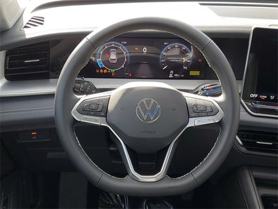 2025 Volkswagen Tiguan 2.0T SE