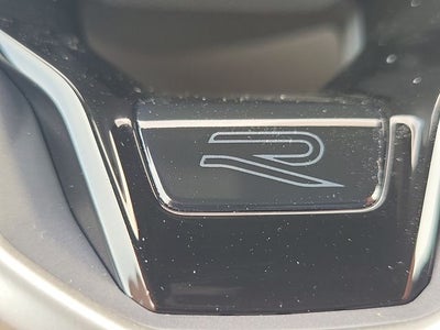 2026 Volkswagen Tiguan 2.0T SEL R-Line
