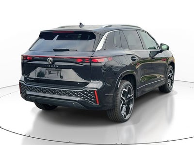 2026 Volkswagen Tiguan 2.0T SEL R-Line