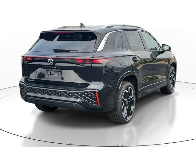 2026 Volkswagen Tiguan 2.0T SEL R-Line
