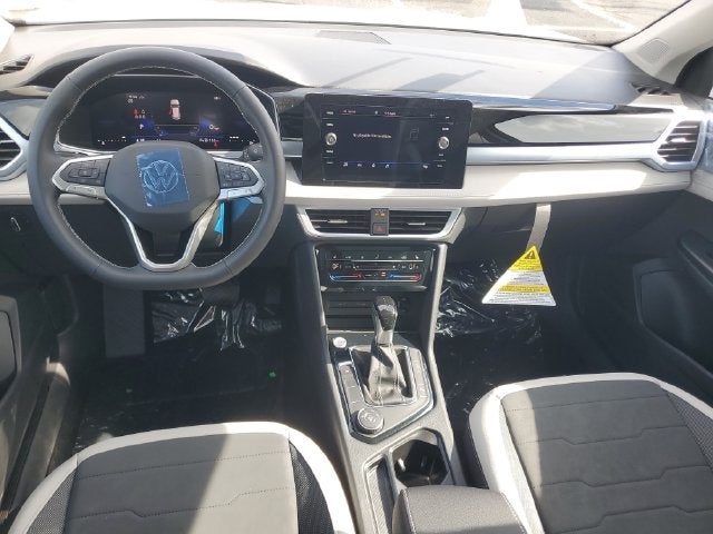 2027 Volkswagen Taos 1.5T SE