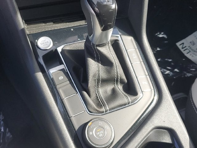 2027 Volkswagen Taos 1.5T SE