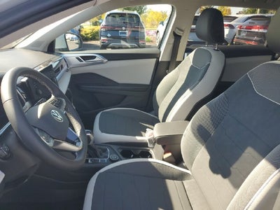 2027 Volkswagen Taos 1.5T SE