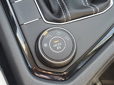 2027 Volkswagen Taos 1.5T SE