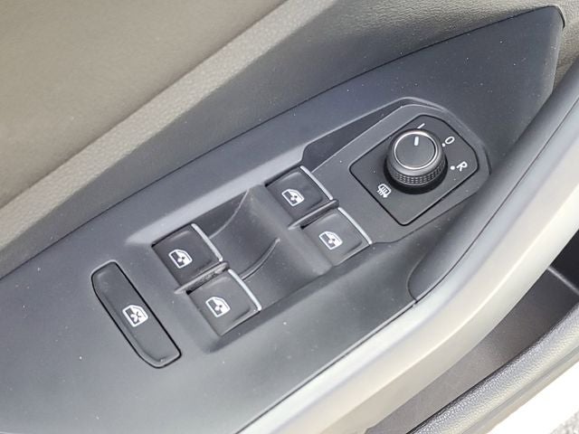 2026 Volkswagen Jetta Sport - Photo 14