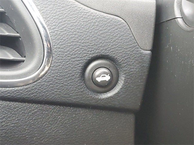 2012 Chrysler 200 Limited