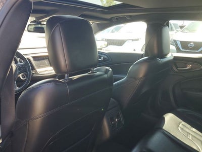 2015 Chrysler 200 S