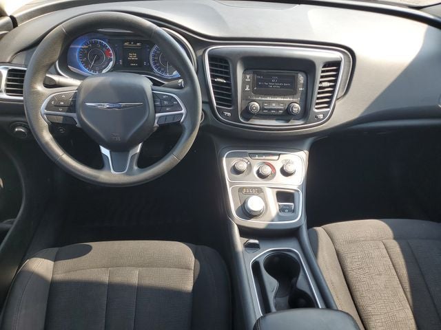 2016 Chrysler 200 LX