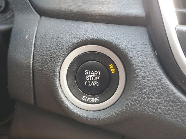 2016 Chrysler 200 LX