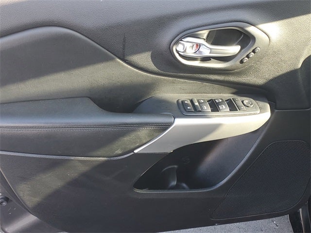 2018 Jeep Cherokee Overland