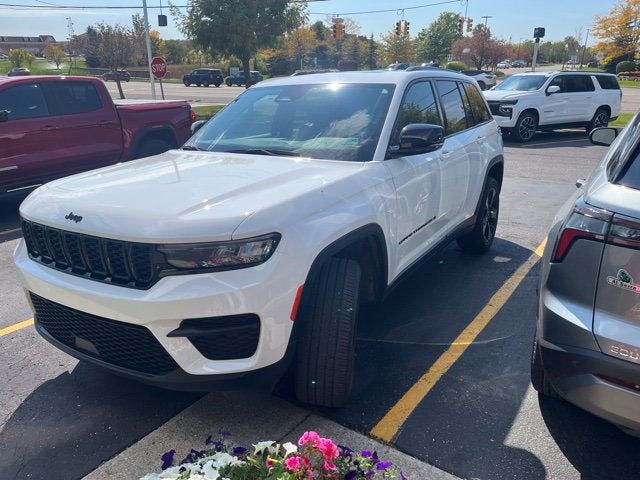 2023 Jeep Grand Cherokee Altitude X