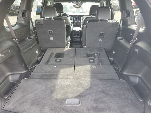 2022 Jeep Grand Cherokee L Altitude