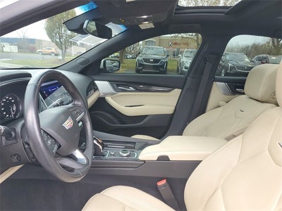 2022 Cadillac CT5 Premium Luxury