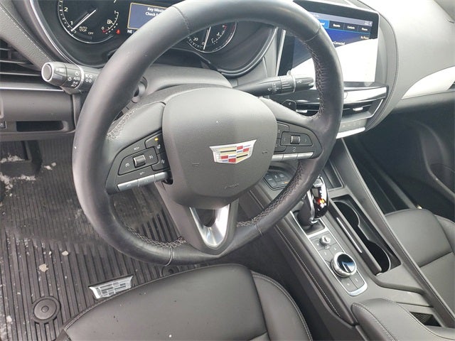 2022 Cadillac CT5 Luxury