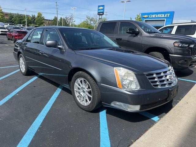 2010 Cadillac DTS Base
