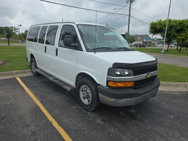 2015 Chevrolet Express 2500 LT Passenger