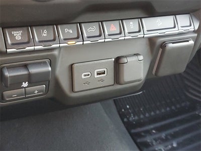 2024 Chevrolet Silverado 2500HD Custom