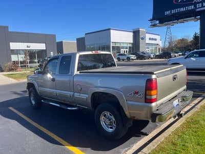 2002 Chevrolet Silverado 2500HD LS