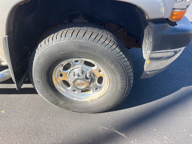 2002 Chevrolet Silverado 2500HD LS
