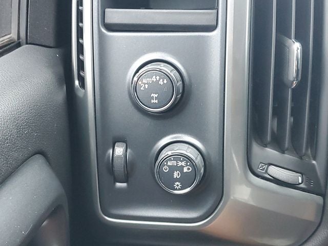 2018 Chevrolet Silverado 1500 LT LT1