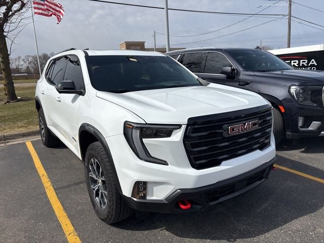 2024 GMC Acadia AT4