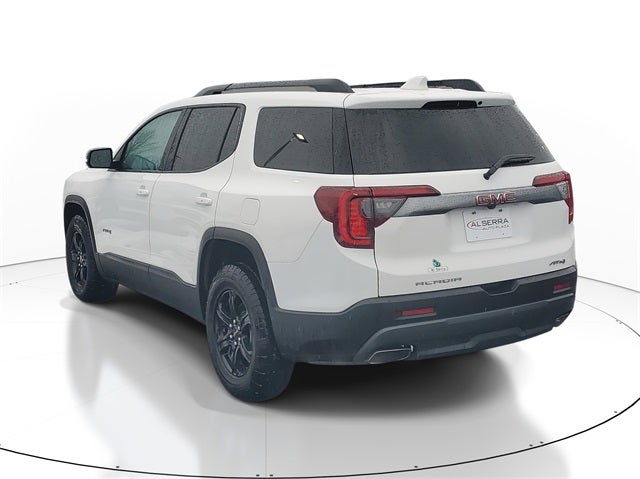 2023 GMC Acadia AT4
