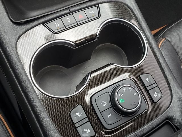 2020 GMC Acadia AT4