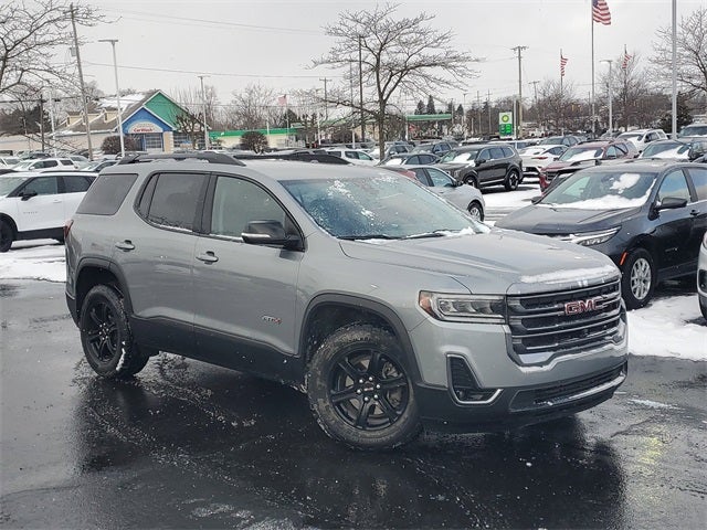 2023 GMC Acadia AT4