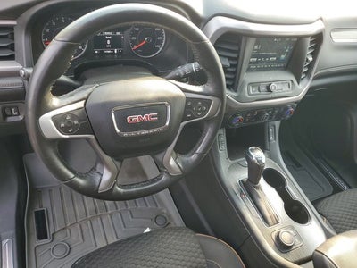 2017 GMC Acadia SLE-2