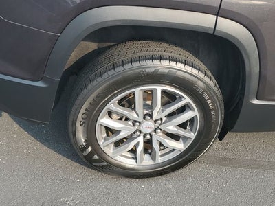 2017 GMC Acadia SLE-2