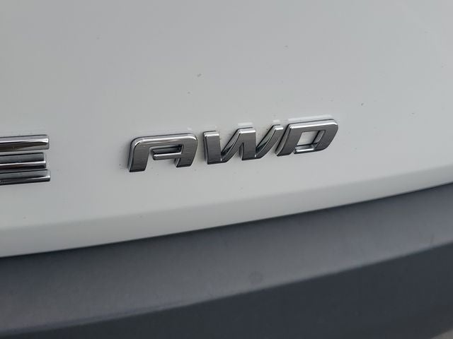 2024 Chevrolet Traverse Limited LT Cloth