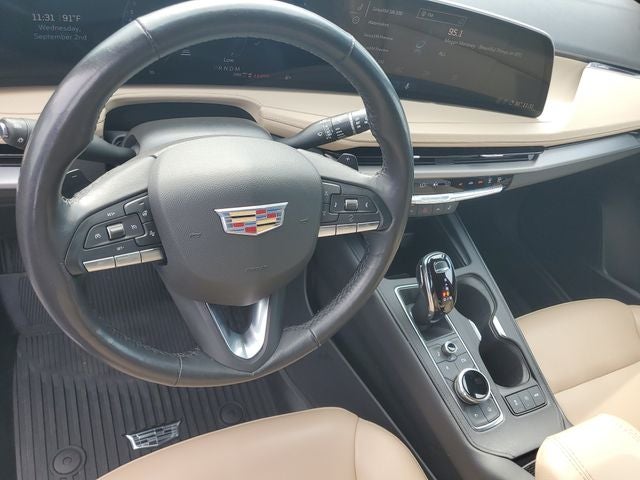 2024 Cadillac XT4 Luxury