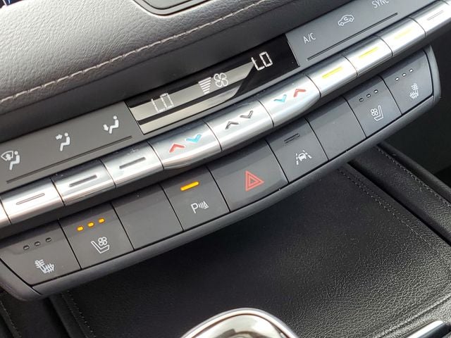 2021 Cadillac XT4 Premium Luxury