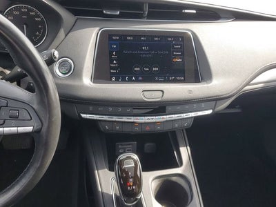 2021 Cadillac XT4 Premium Luxury