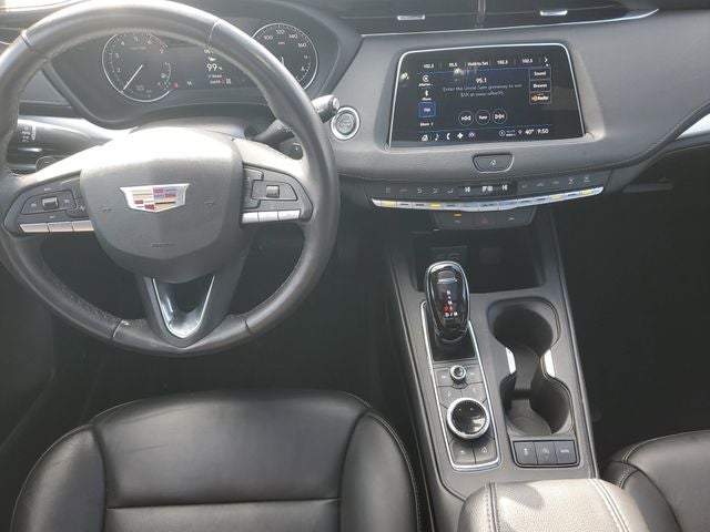 2023 Cadillac XT4 Premium Luxury