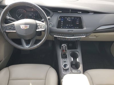 2023 Cadillac XT4 Premium Luxury