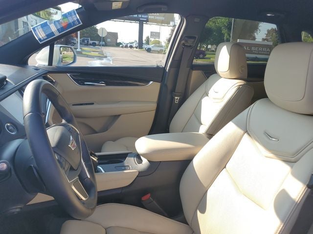2017 Cadillac XT5 Base