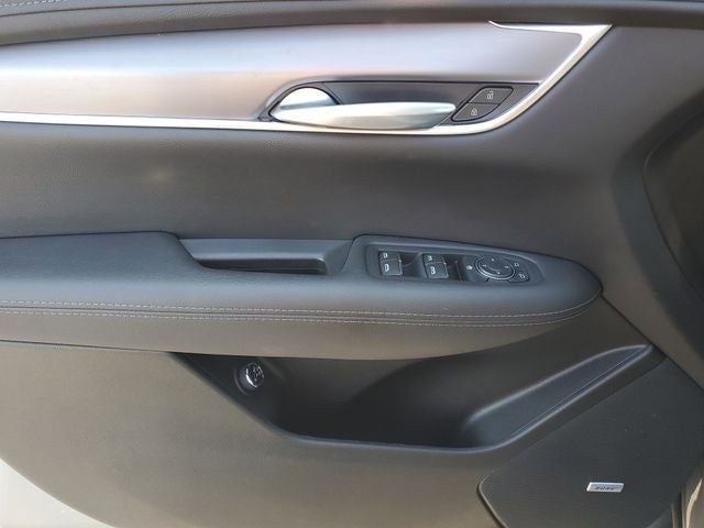 2025 Cadillac XT5 Luxury