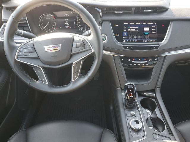 2025 Cadillac XT5 Luxury