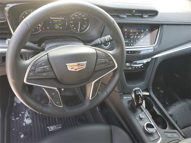 2024 Cadillac XT5 Luxury